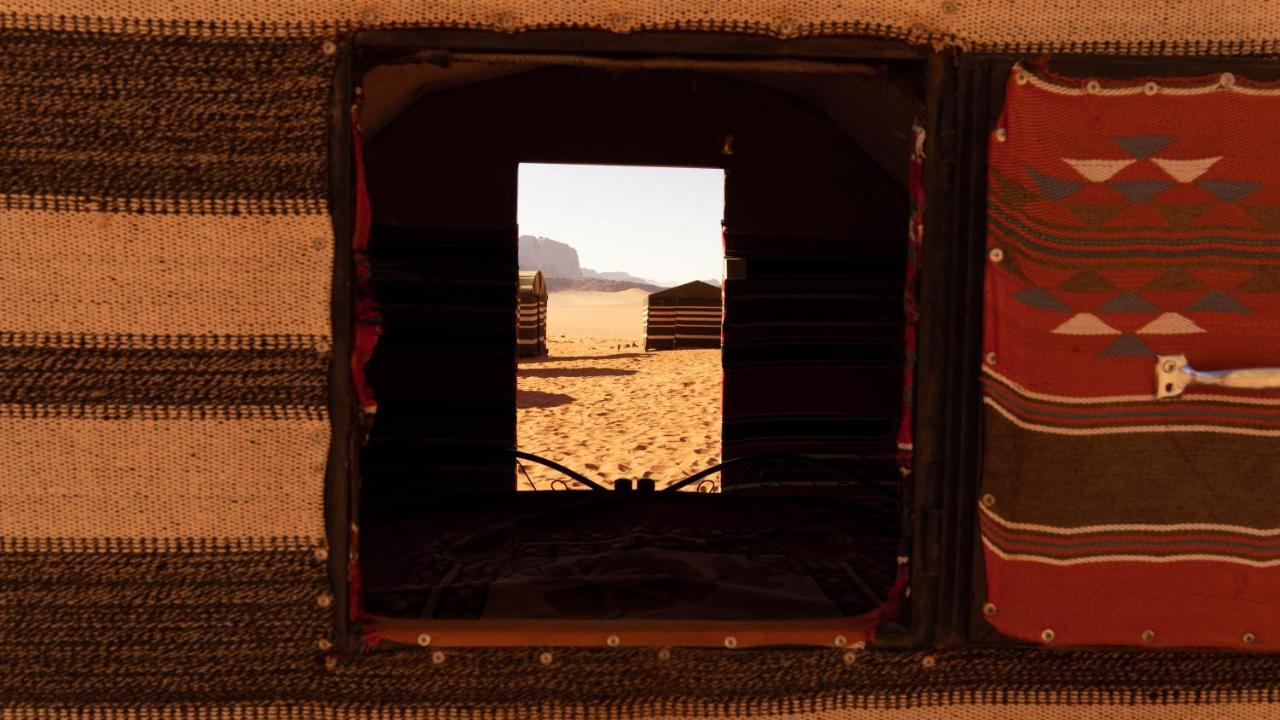 Wadi Rum Meteorite Camp Kültér fotó