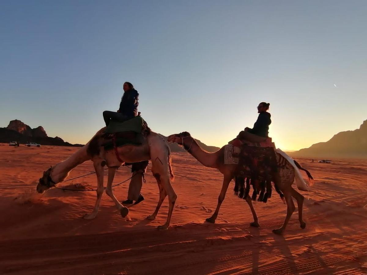 Wadi Rum Meteorite Camp Kültér fotó