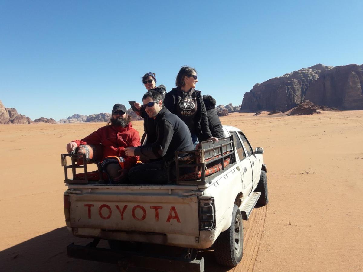 Wadi Rum Meteorite Camp Kültér fotó